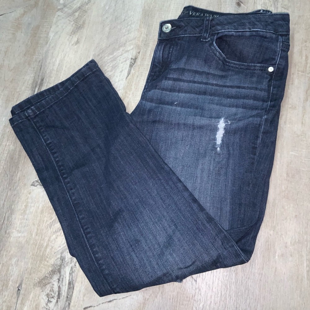 (Bin 21)  Simply Vera Vera Wang, relaxed boyfriend dark wash jeans, Size 4